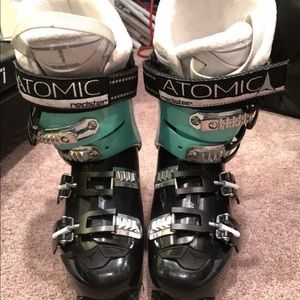 Atomic silver racing boots with climafoam